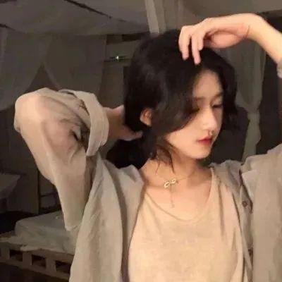 当扎卡里比弗来到小镇海报