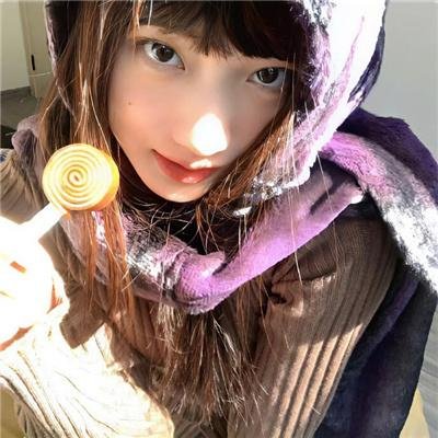 皇家项链海报